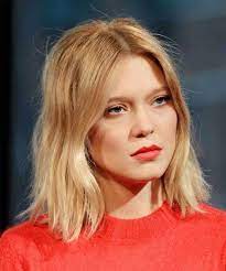 Exquisite Golden Blonde Bob Hairstyles 2019 To Steal From Celebrities Bob Hairstyles Hair Styles Short Hair Styles