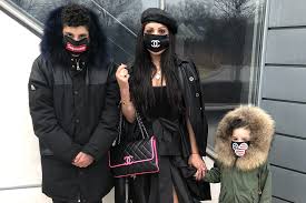 New Yorkers Won T Wear Flu Masks Unless They Re Fashionable