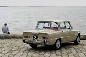 Image result for Beige Carva 1971 Alfa-Romeo