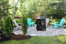 Faire Un Coin Feu Dans La Cour Arriere Fire Pit Garden Patio
