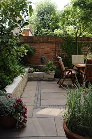 Schöne gärten und eine gartengestaltung, die pflegeleicht ist, begeistern uns. Kleine Garten Patio Atrium Zinsser Gartengestaltung Schwimmteiche Und Swimmingpools