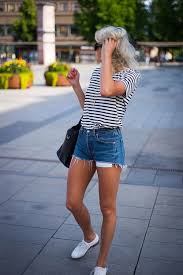 Black And White Striped Top With Jeans Summer Women Closet Ideas Striped Top Denim Blue Shorts White Sneakers Black Handbag Fashion Style Roressclothes Apparel Clothing Fashion Style Summer Outfits