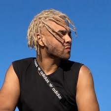 JUSTIN GALLANT (@JUSTINSANELY)