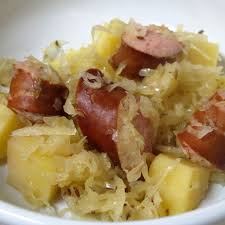 Slow Cooker Kielbasa W Sauerkraut Potatoes From I Believe I Can Fry Recipe Slow Cooker Kielbasa Recipes Food