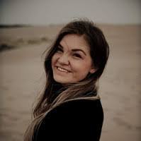 Vanessa Whaley's Instagram, Twitter & Facebook