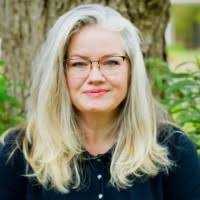 Tammy Mollohan Aguilar