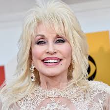 Dolly parton is one of an elite group of individuals to receive at least one nomination from all four major annual american entertainment award organizations; Dolly Parton S New Christmas Album Will Save 2020 Glamour