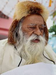 ॐ|| 📕श्रीरामचरितमानस📕 🌞जय श्री हरि🌞 सरसिज लोचन बाहु बिसाला । जटा मुकुट  सिर उर बनमाला । स्याम गौर सुंदर दोउ भाई । सबरी परी चरन लपटाई ...