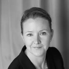 När en kollega ber om hjälp att lasta 250 pers på ett tåg en onsdag! Klar  man fixar det! Grymma kunder lämnar stan mot äventyr i en magisk by! Gissa  vilken? |