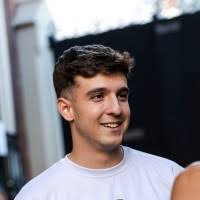 44000+ perfiles de «Jaime To»