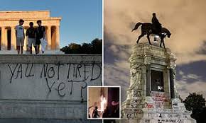 Protesters In Some Cities Target Confederate Monuments Daily Mail Online