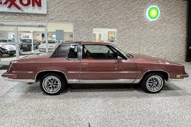 Image result for Maroon 1986 UMM