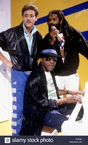 Слушать песни и музыку bad boys blue онлайн. Bad Boys Blue L R John Edward Mcinerney Andrew Freddie Thomas Trevor Oliver Taylor Am 13 11 1986 In Munchen Verwendung Weltweit Stockfotografie Alamy