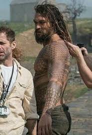 Jason momoa also has a small skull tattoo on his right hand. Pin By Casey Johnson On Jason Momoa Jason Momoa Aquaman Jason Momoa Lisa Bonet Jason Momoa