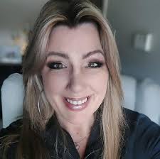 Linger in His Presence: Soul Care Journal for Women: Nelson, Pamela:  Amazon.com: Books