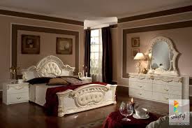 أفكار جميلة لديكورات غرف نوم كلاسيك Beige Bedroom Set Classic Bedroom Furniture Bedroom Set