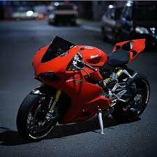 Ducatiobsession The Night Walker Pomozmioddychac Ducati Motorcycle Bike Ducati Panigale