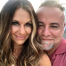 What food trucks are available for an evening pool party