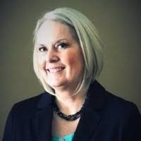 Laura Munro's Instagram, Twitter & Facebook