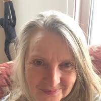 Jennifer Wignall's Instagram, Twitter & Facebook