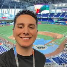 Eric Nova (@_EricNo)