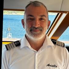 yachting #bluewateryachting #chartermanager #titianpearl #yachtlife  #crewmatters #teamwork