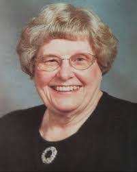 Elaine Cantrell's Instagram, Twitter & Facebook