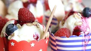 Voici 3 méthodes faciles et efficaces pour les réussir à tous les coups ! Recette De Yaourts Glaces Sans Sorbetiere L Express Styles