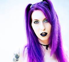 Krystal Flannery's Instagram, Twitter & Facebook