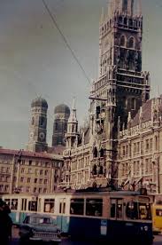 Auto Und Tram Seite An Seite Am Marienplatz 1967 Von Einer Fussgangerzone Ist Da Noch Keine Rede Abendzeitung Munchen In 2020 Munchen Stadt Munchen Munchen Bilder