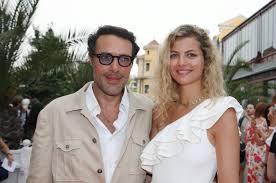 Model, actress, television host age: Photos Nicolas Bedos En Couple Il Apparait Pour La Premiere Fois Aux Cotes De Sa Nouvelle Compagne Voici