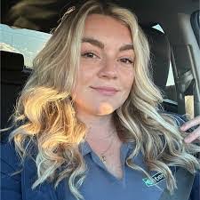 Tabatha Workman's Instagram, Twitter & Facebook