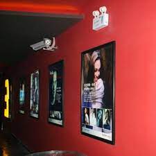 We carry poster frames with rear illumination, lighting, metal frames, quick snap movie poster frames and more. Movie Theater Poster Frame Lightbox 18 X24 Led Snap Poster Frames Sign With Black Aluminum Frames Frame Sign Frame Phonesignings Hotline Aliexpress