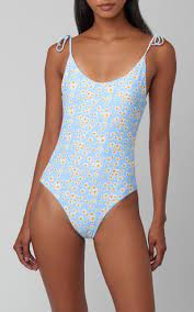 Pin By Taylaholme On Summer Fits Womens Swimsuits Bikini Bathing Suits For Teens Swimsuits For Teens