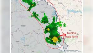 Previsão indica chuva rápida e instabilidade nesta segunda-feira em Castro