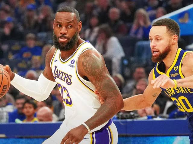 LeBron James and the Warriors Rumors Continue to Fuel NBA Offseason Discussion
