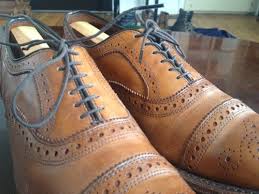 How to lace shoes with straight bar lacing, which has horizontal bars on the outside plus inner, hidden verticals. Straight Bar Lacing