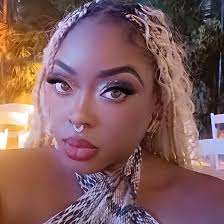 Vybz Kartel talks about his latest venture... Str8 Vybz Rum #LIVEhighl...