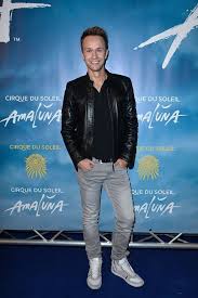 Cyril féraud s'est confié avec émotion sur france 3 dans la boîte à secrets sur le décès de son papa en juin 2019. Cyril Feraud Sur La Mort De Son Pere Qui L A Vraiment Abime
