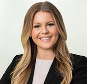 Clarissa Brady's Instagram, Twitter & Facebook