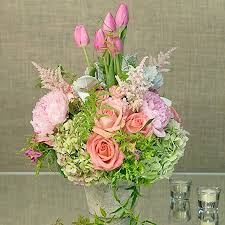 Tulips Rising In Beverly Hills Ca My Beverly Hills Florist Flower Arrangements Flower Delivery Floral Arrangements