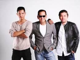^ tempo 1998, roy marten beribadah. Adik Gading Marten Mabuk Sampai Usir Nikita Willy Dari Kelab