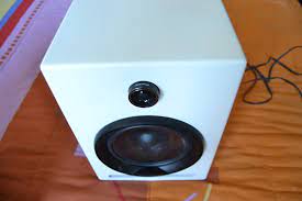 I want to build a pair of very good studio monitors, something like: Diy Studio Monitors 5 Steps Instructables