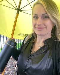 May the coffee be strong today 🙈🤣💛