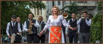 We are glad to welcome you to the converteri video converter! Oferte Nunta 2021 2022 Pret Formatie Nunta Pret Taraf Nunta