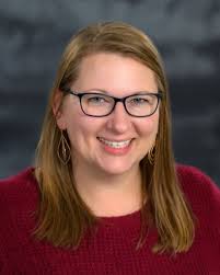 Beth Maynes's Instagram, Twitter & Facebook