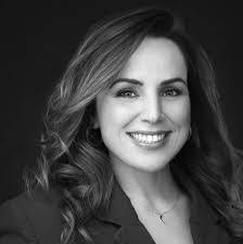 Sarah Rosenau's Instagram, Twitter & Facebook