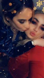 Sarah Willcox (@SarahWillcox13)