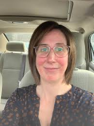 Smoothening/Rebonding Treatment by Dilkushan Marlon