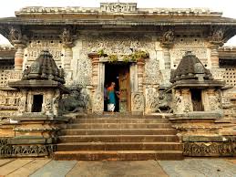 The historical and quintessential state of karnataka occupies a focal place in the tourism map of india. 12 Top Tourist Places In Karnataka Temples To Beaches